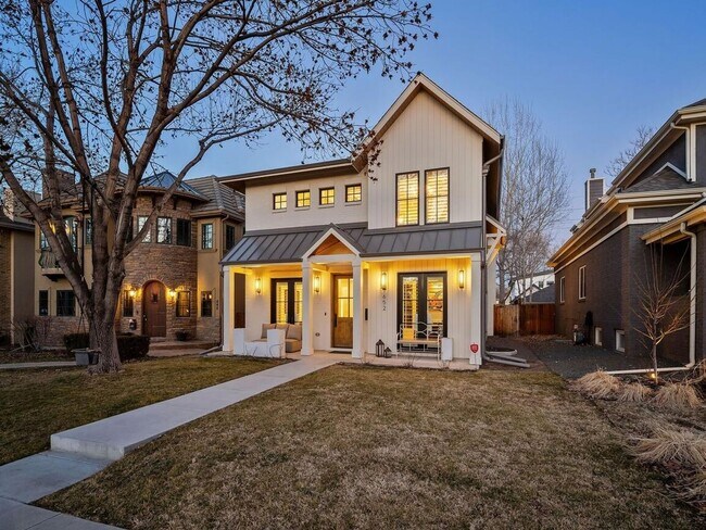 Foto del edificio - 5 Bedroom Single Family Home in Denver