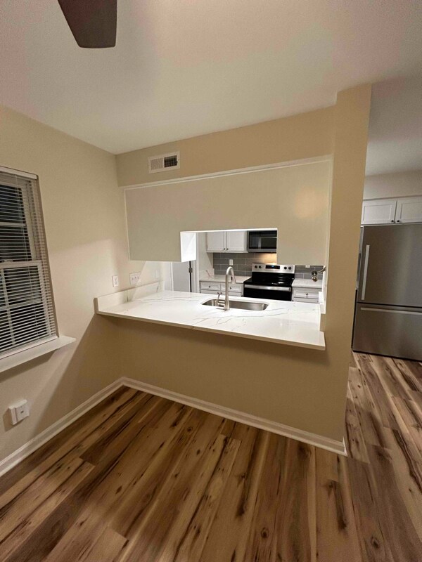 Building Photo - 1026 Hunters Trce
