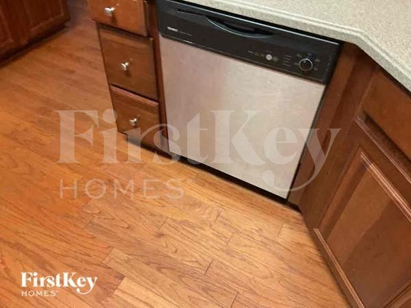 Foto del edificio - 5903 Vintage Oaks Pass