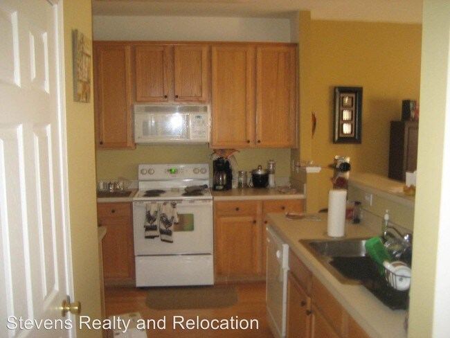 Building Photo - 4909 Delta Lake Dr