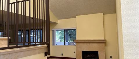 Building Photo - 844 Trinity Ln