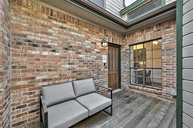 Foto del edificio - 1741 Spyglass Dr