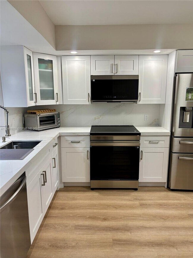 Foto del edificio - 800 SW 125th Way