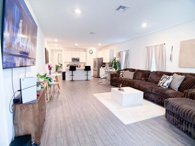 Foto del edificio - 4732 NW 11th St