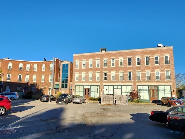 Building Photo - 21 South St