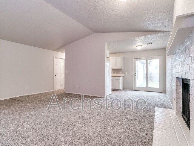 Building Photo - 324 Manner Park Ave