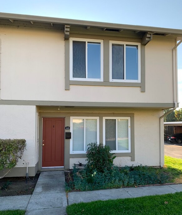 Foto principal - 3436 Duchess Ct