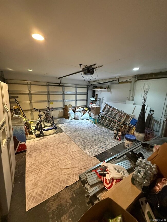 Foto del edificio - 23 Geoffrey Ln