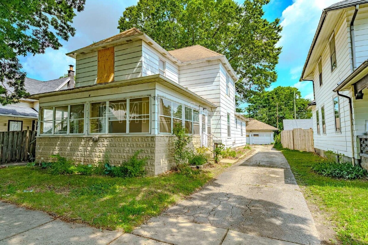 Photo - 1714 Meharry Street