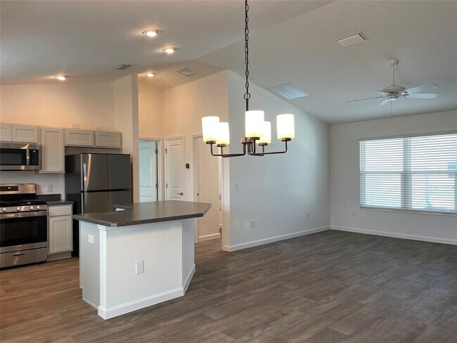 Building Photo - 1606 PUNTA RASSA Ln