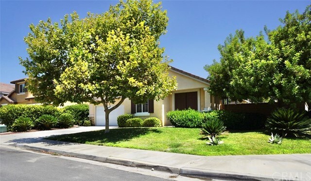 Foto del edificio - 23636 Elizabeth Ln