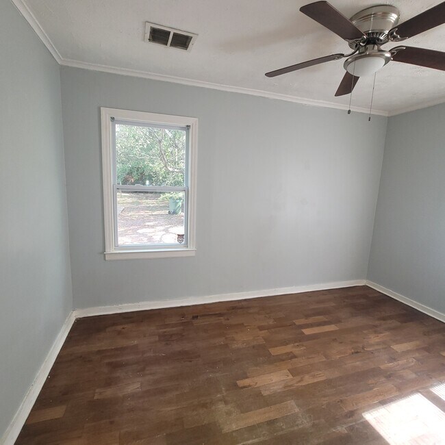 Foto del edificio - 2719 Lee St