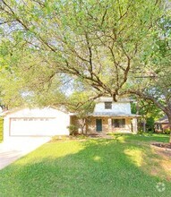 Building Photo - 10905 Wintergreen Hill