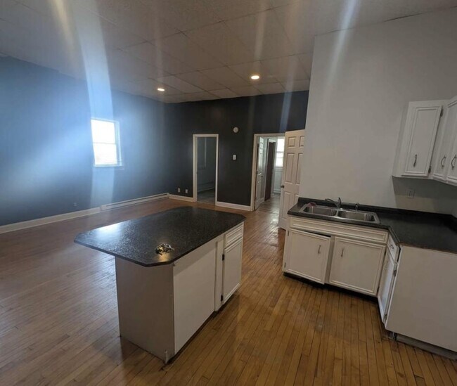 Foto del edificio - 120 Brown St