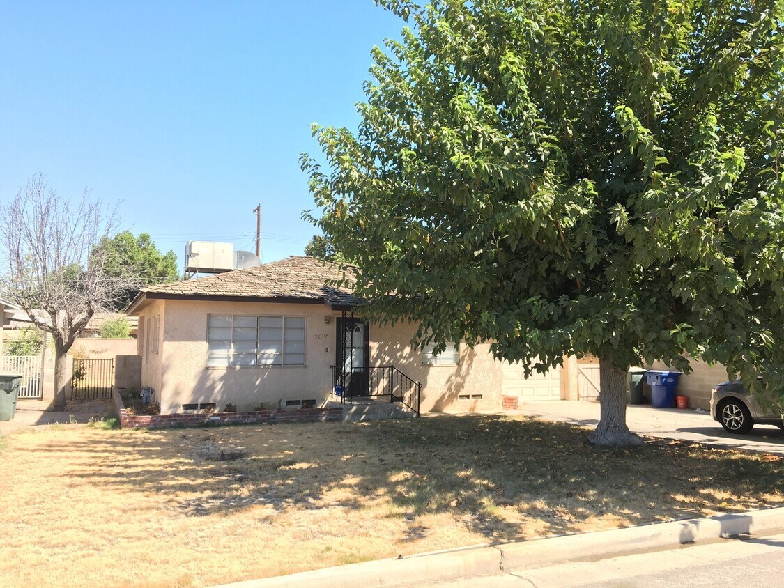 Primary Photo - House