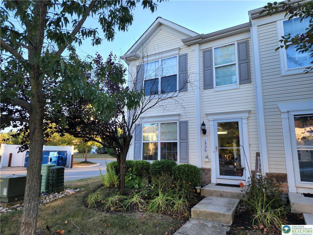 Foto principal - 1536 Artisan Ct