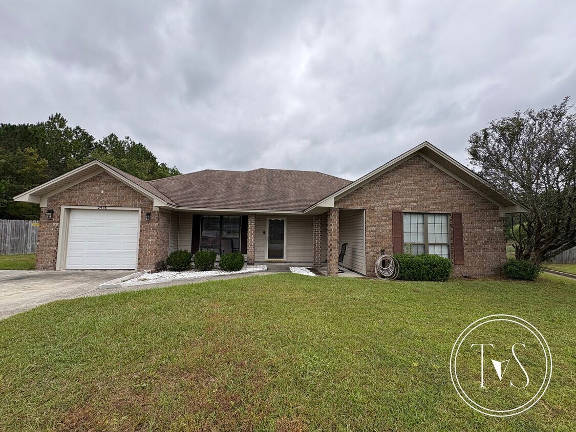 Foto principal - RATE DROP ALERT (was $2,374/month) and FAL...