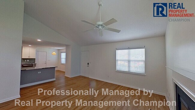 Foto del edificio - Move-In Ready 3BR Retreat Convenient to Mayfaire and Area Beaches