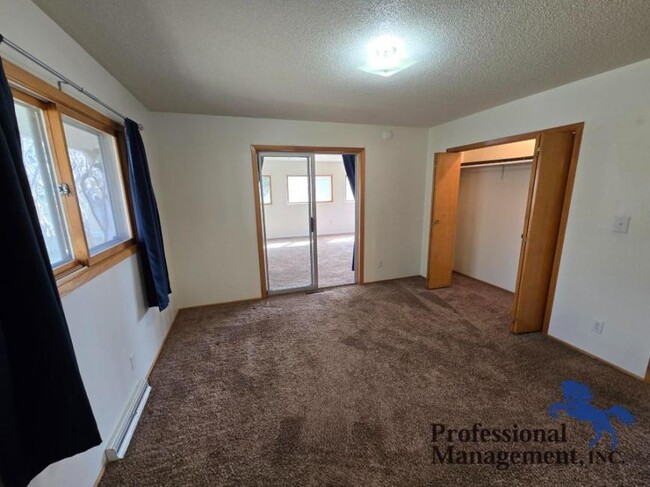 Foto del edificio - 3 bedroom in Laurel MT 59044