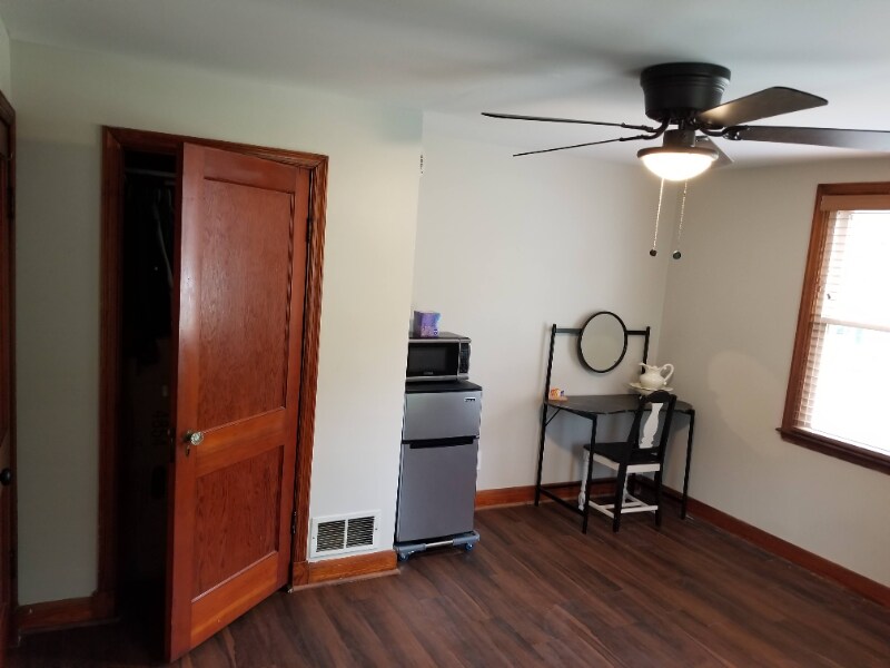 9824 Homeland Ave, Parkville, MD 21234 House Rental in Parkville, MD