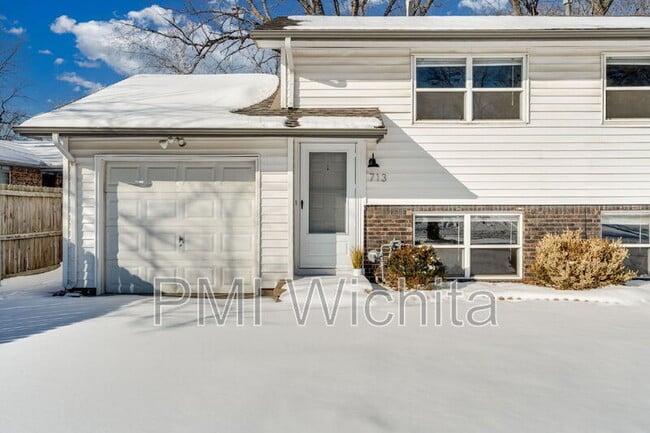 Building Photo - 713 N Dougherty Ave