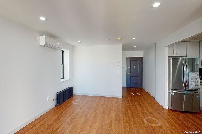 Foto del edificio - 3031 Brighton 5th St