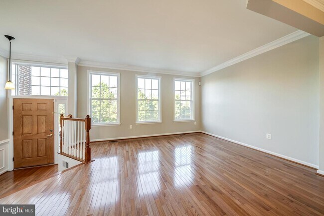Foto del edificio - 43150 Shadow Terrace