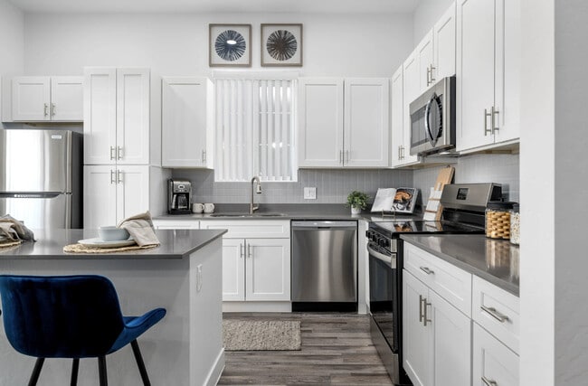 Building Photo - Allero 59