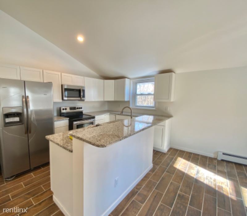 Primary Photo - 3 br, 2 bath House - 10 Palomino Pl