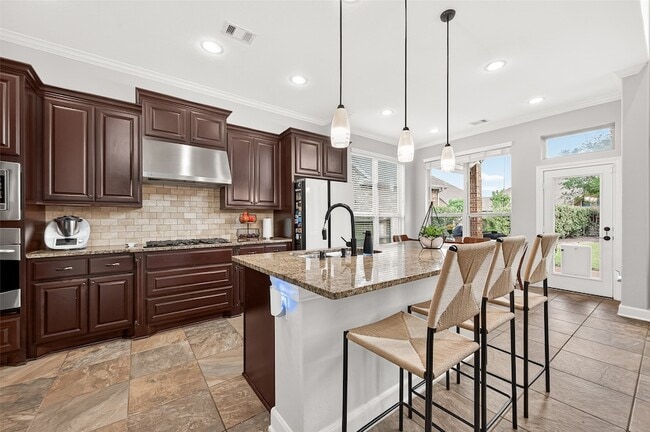 Building Photo - 26702 Longleaf Valley Dr