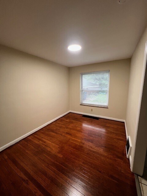 Foto del edificio - 614 Northridge Rd