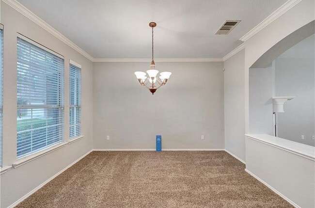 Foto del edificio - 10020 Chadbourne Rd