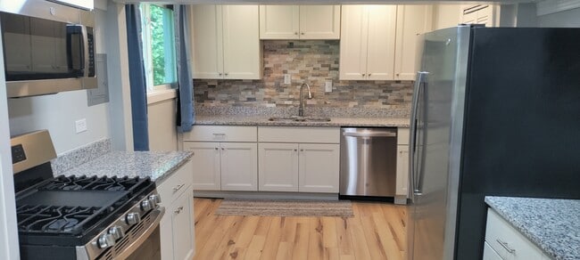 all Stainless Steel Appliances - 1208 Back Creek Rd