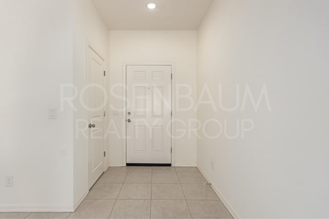 Foto del edificio - 47662 W Mellen Ln