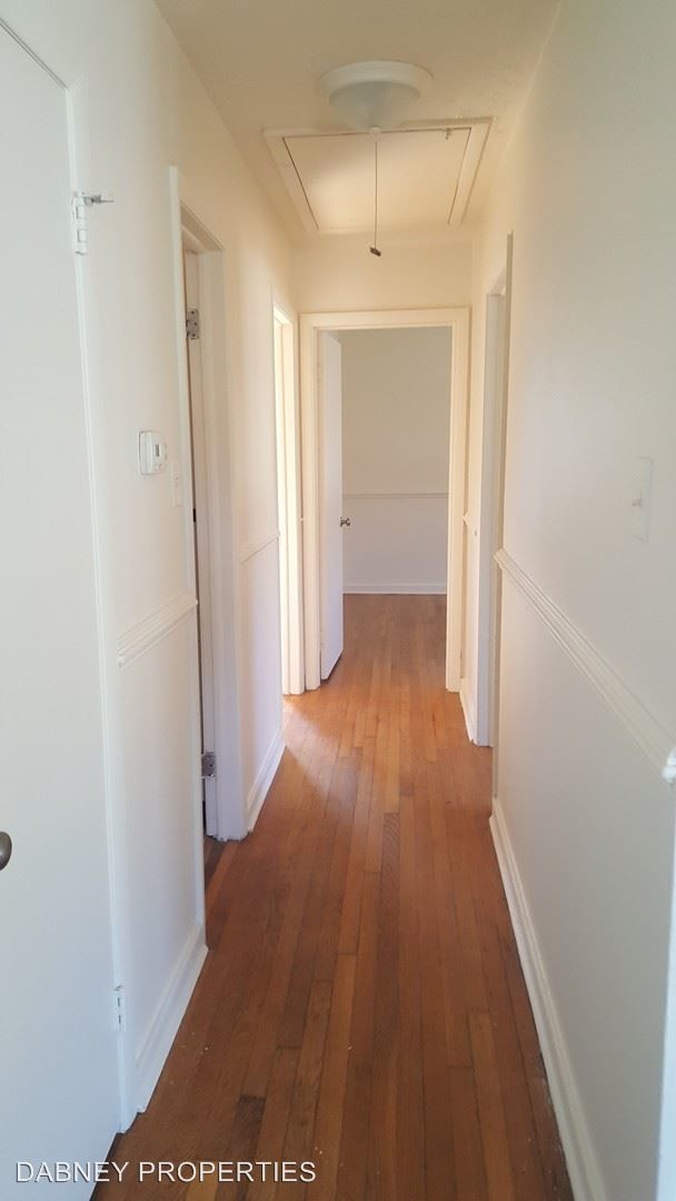 Building Photo - 3 br, 1 bath House - 519 South Oak Ave