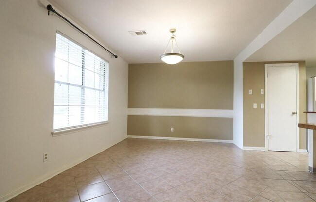 Building Photo - 14007 Kimberley Ln