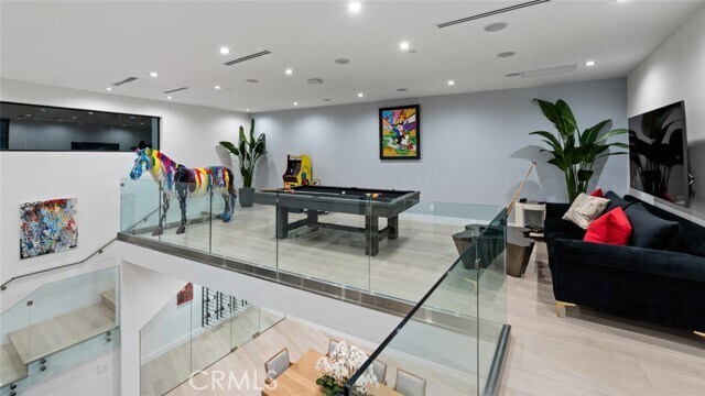 Foto del edificio - 158 Bell Cyn Rd