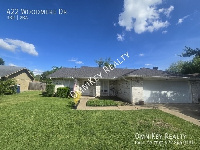 Photo - 422 Woodmere Dr- House