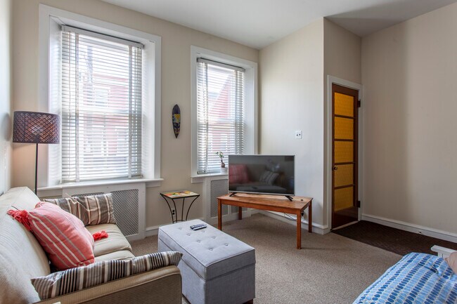 Foto del edificio - 1323 Reed St