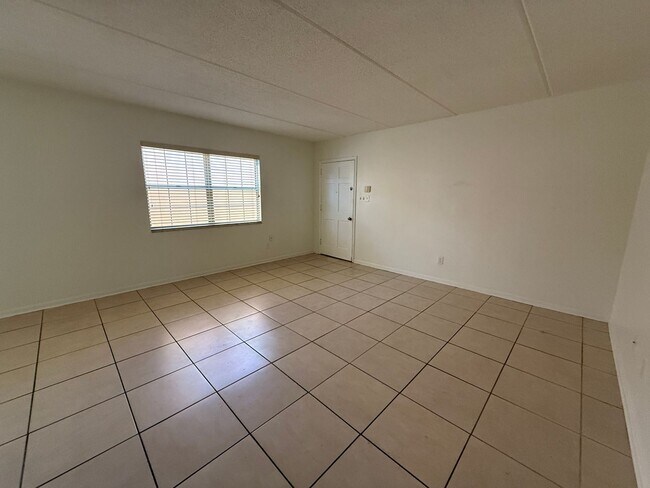 Foto del edificio - Delightful 2 bedroom in Habana Park!
