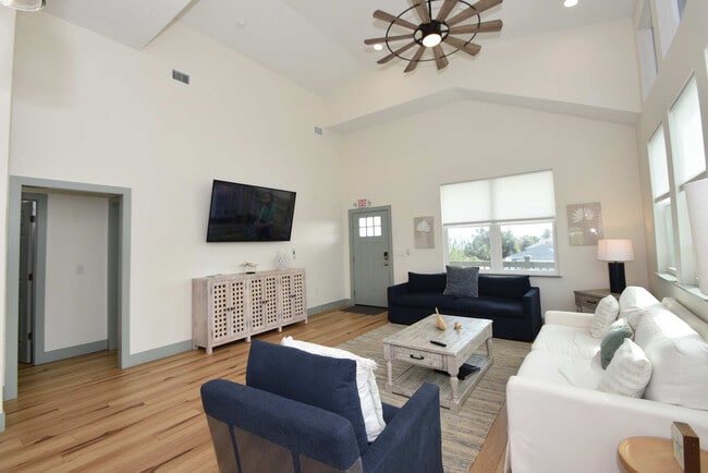 Building Photo - 37 Atlantic Dr