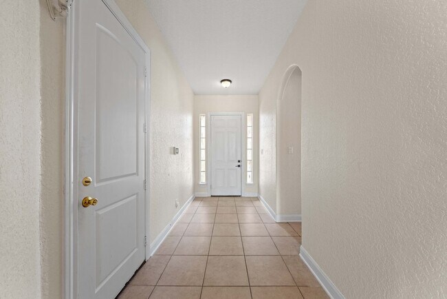 Building Photo - 11230 Begonia rock