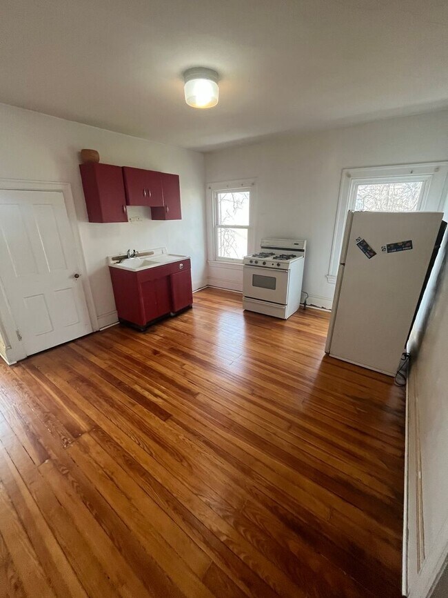 Foto del edificio - 3523 Clifton Ave