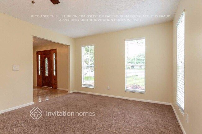 Foto del edificio - 3701 Kingsford Pl