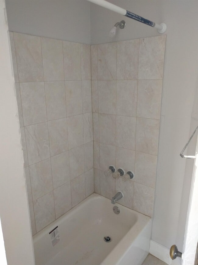 Building Photo - 1434 N Felton St