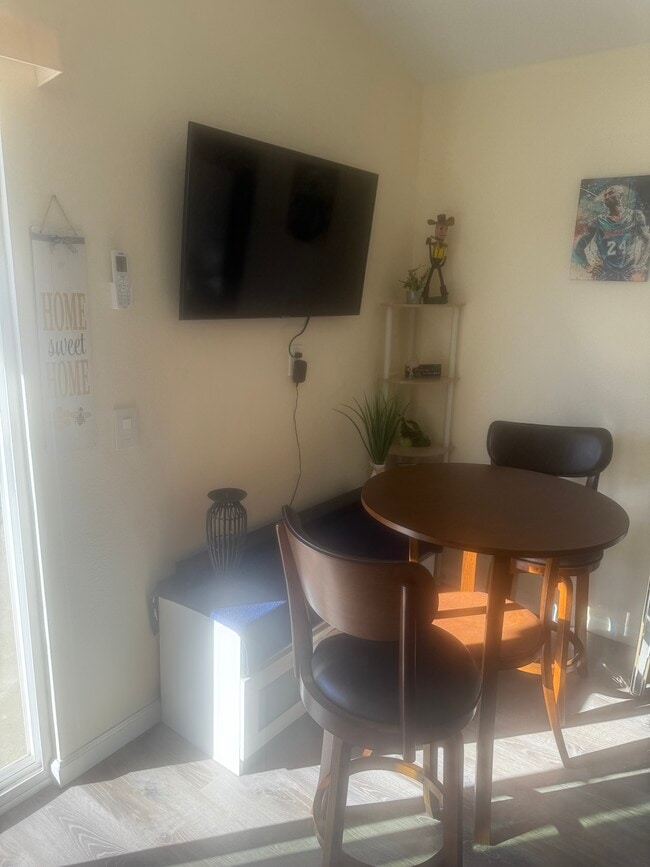 Living room - 12376 Tioga Ct