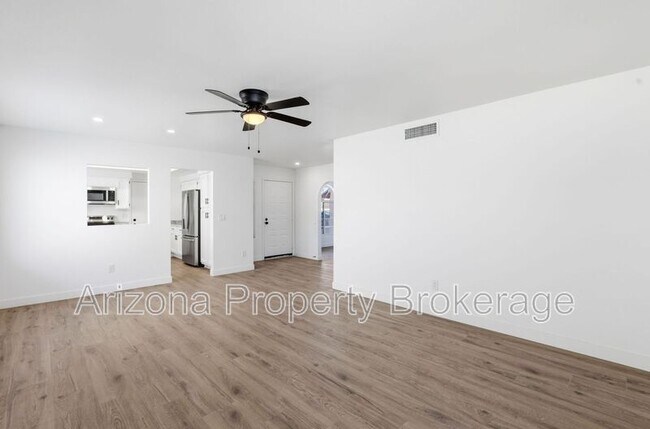 Foto del edificio - 2291 W Orchid Ln