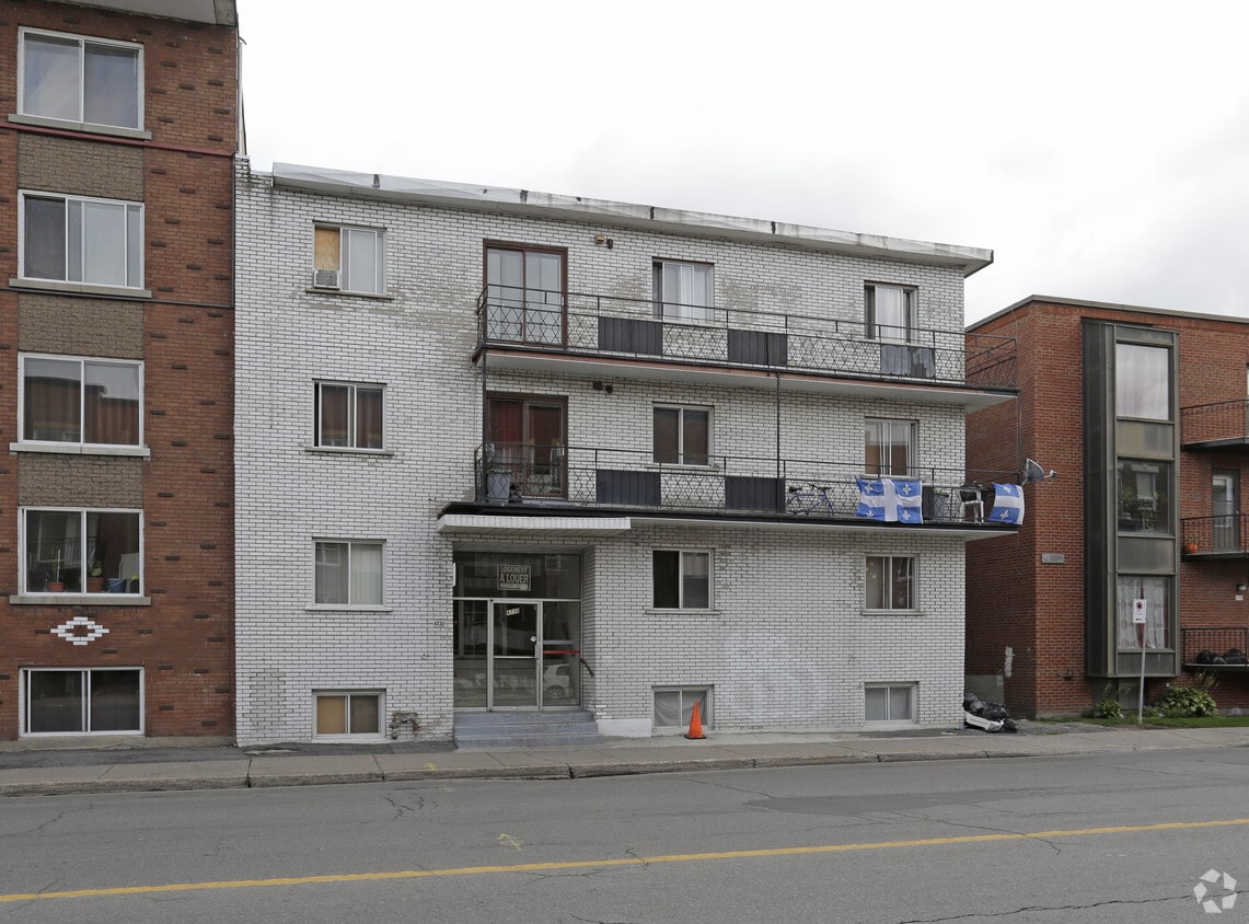 Building Photo - 4730 Rue Ontario E E