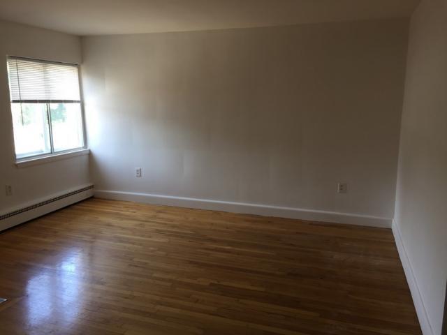 Building Photo - 1 bedroom in Walpole MA 02081