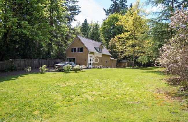 Photo - 3708 Kenthorpe Way House